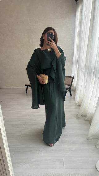 emerald Shimmer two piece set with cape and skirt - Nura