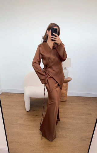 Lara two piece in brown