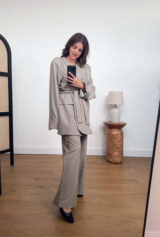 Sala blazer suit in taupe