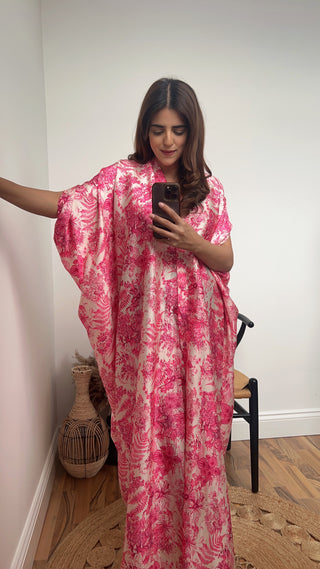 Diya dress printed pink (upto plus)